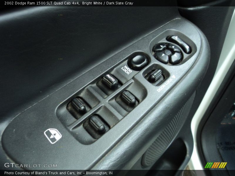 Bright White / Dark Slate Gray 2002 Dodge Ram 1500 SLT Quad Cab 4x4