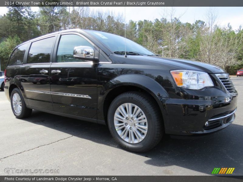 Brilliant Black Crystal Pearl / Black/Light Graystone 2014 Chrysler Town & Country Limited