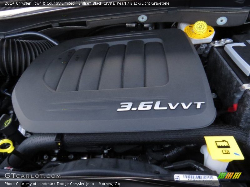 Brilliant Black Crystal Pearl / Black/Light Graystone 2014 Chrysler Town & Country Limited