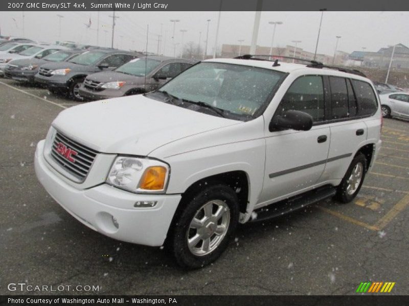 Front 3/4 View of 2007 Envoy SLT 4x4