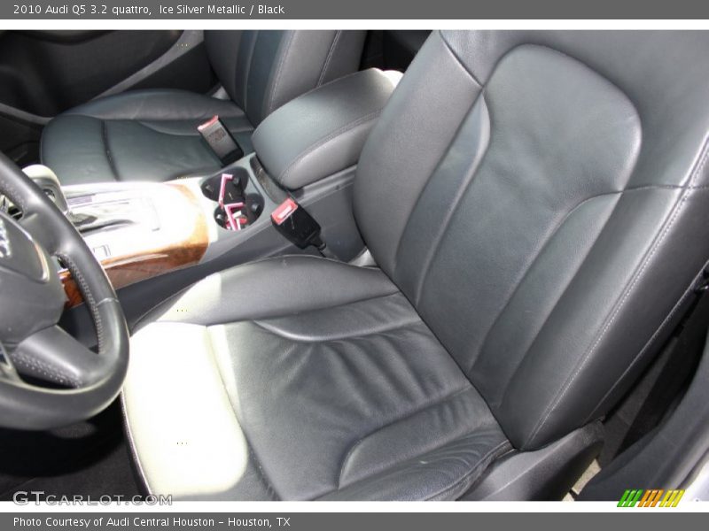 Ice Silver Metallic / Black 2010 Audi Q5 3.2 quattro