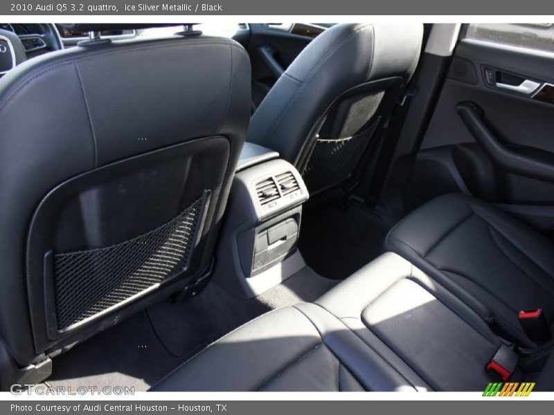 Ice Silver Metallic / Black 2010 Audi Q5 3.2 quattro