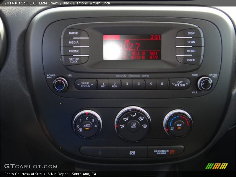 Latte Brown / Black Diamond Woven Cloth 2014 Kia Soul 1.6