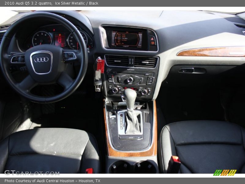 Ice Silver Metallic / Black 2010 Audi Q5 3.2 quattro