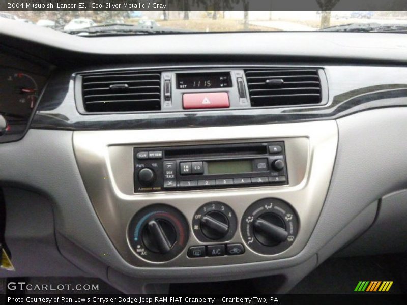 Cool Silver Metallic / Gray 2004 Mitsubishi Lancer ES