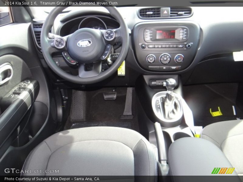 Titanium Gray / Black Diamond Woven Cloth 2014 Kia Soul 1.6