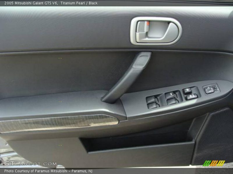 Titanium Pearl / Black 2005 Mitsubishi Galant GTS V6