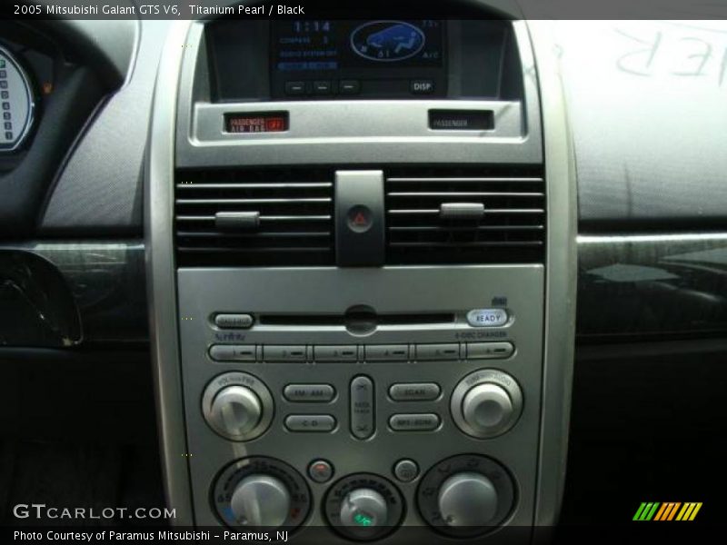 Titanium Pearl / Black 2005 Mitsubishi Galant GTS V6