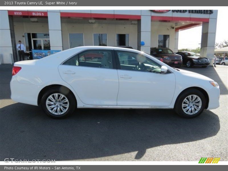 Super White / Ivory 2013 Toyota Camry LE