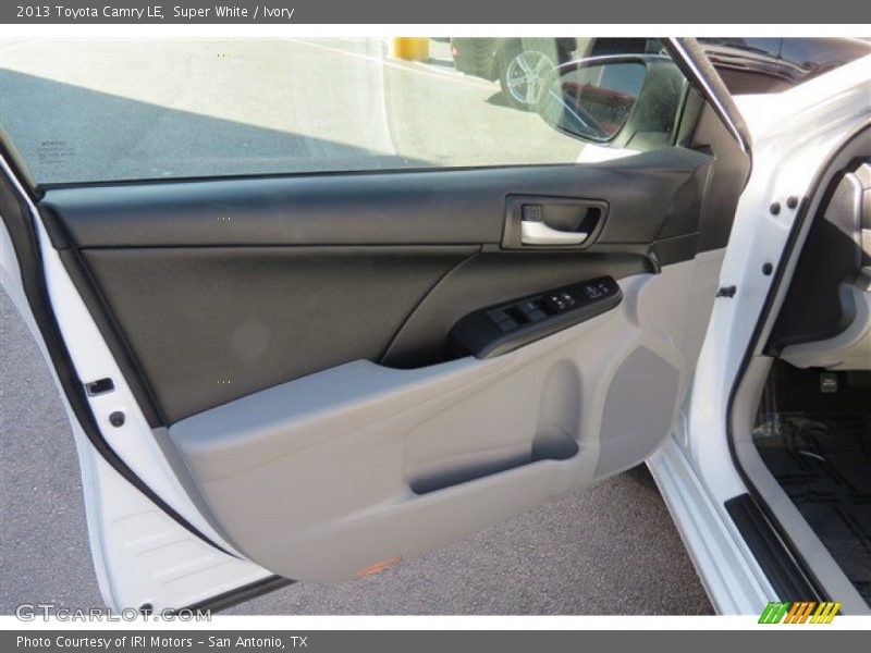 Super White / Ivory 2013 Toyota Camry LE