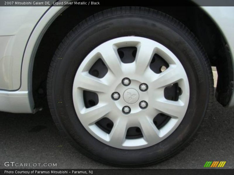 Liquid Silver Metallic / Black 2007 Mitsubishi Galant DE