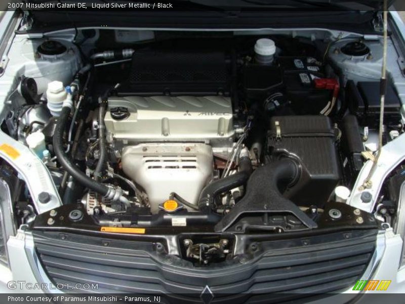 Liquid Silver Metallic / Black 2007 Mitsubishi Galant DE