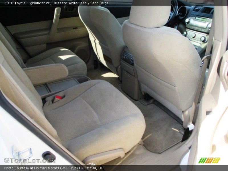 Blizzard White Pearl / Sand Beige 2010 Toyota Highlander V6