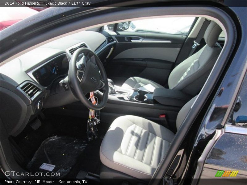 Tuxedo Black / Earth Gray 2014 Ford Fusion S
