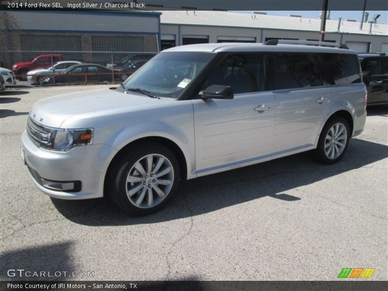 Ingot Silver / Charcoal Black 2014 Ford Flex SEL