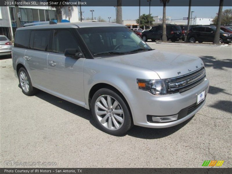 Ingot Silver / Charcoal Black 2014 Ford Flex SEL