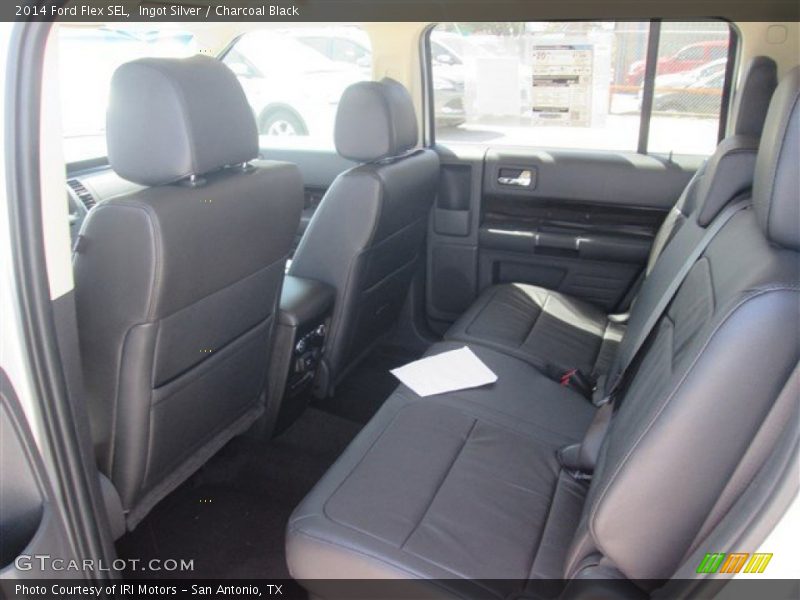 Ingot Silver / Charcoal Black 2014 Ford Flex SEL