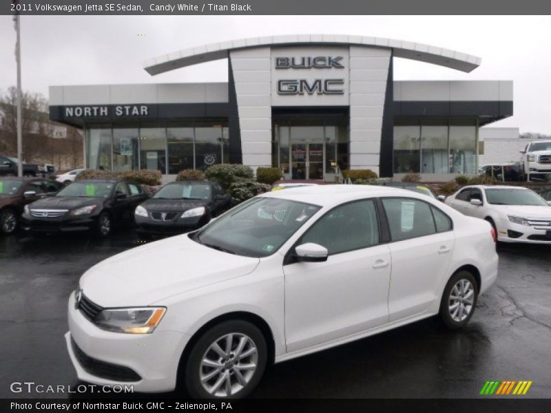 Candy White / Titan Black 2011 Volkswagen Jetta SE Sedan