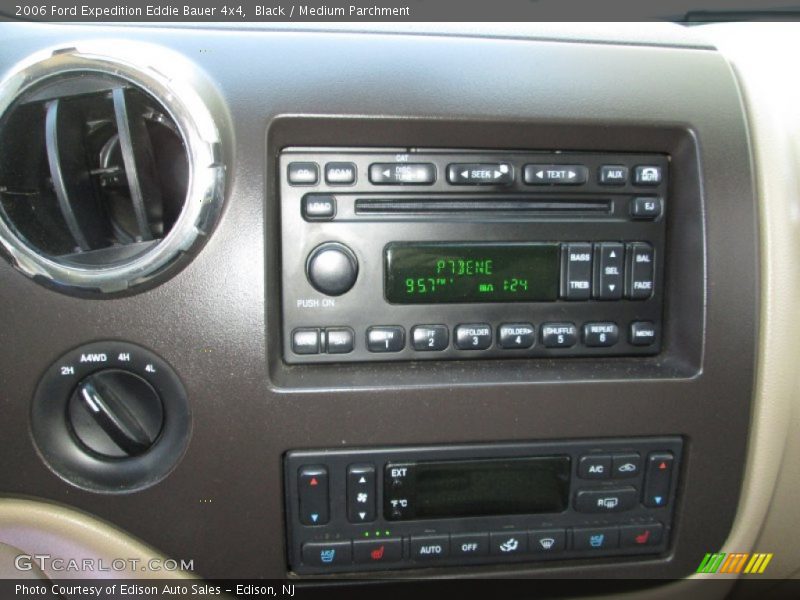 Black / Medium Parchment 2006 Ford Expedition Eddie Bauer 4x4