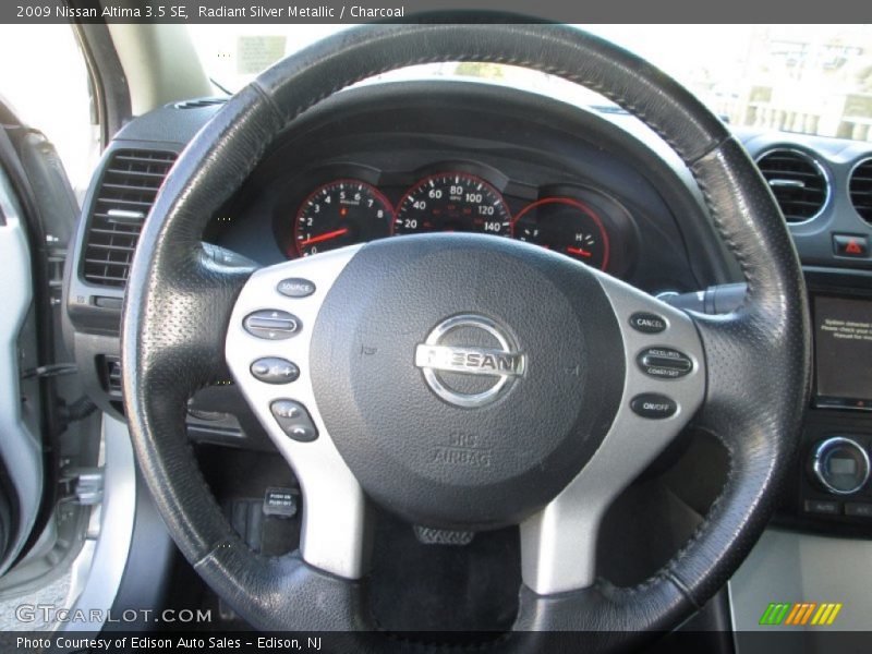 Radiant Silver Metallic / Charcoal 2009 Nissan Altima 3.5 SE