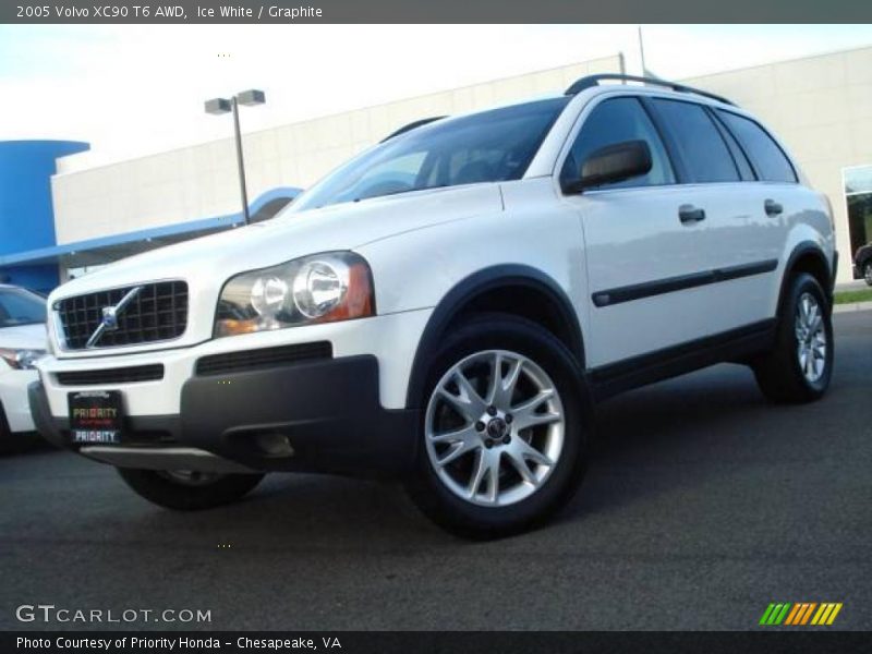 Ice White / Graphite 2005 Volvo XC90 T6 AWD