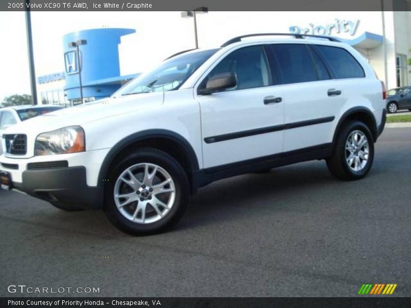 Ice White / Graphite 2005 Volvo XC90 T6 AWD