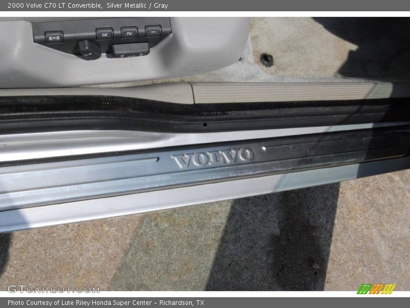 Silver Metallic / Gray 2000 Volvo C70 LT Convertible