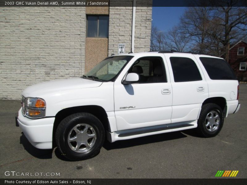 Summit White / Sandstone 2003 GMC Yukon Denali AWD