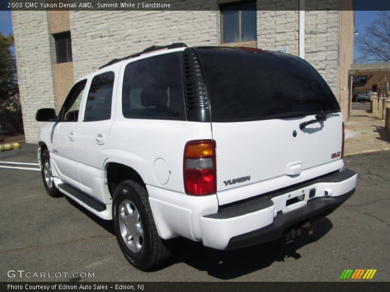 Summit White / Sandstone 2003 GMC Yukon Denali AWD