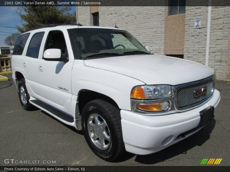 Summit White / Sandstone 2003 GMC Yukon Denali AWD