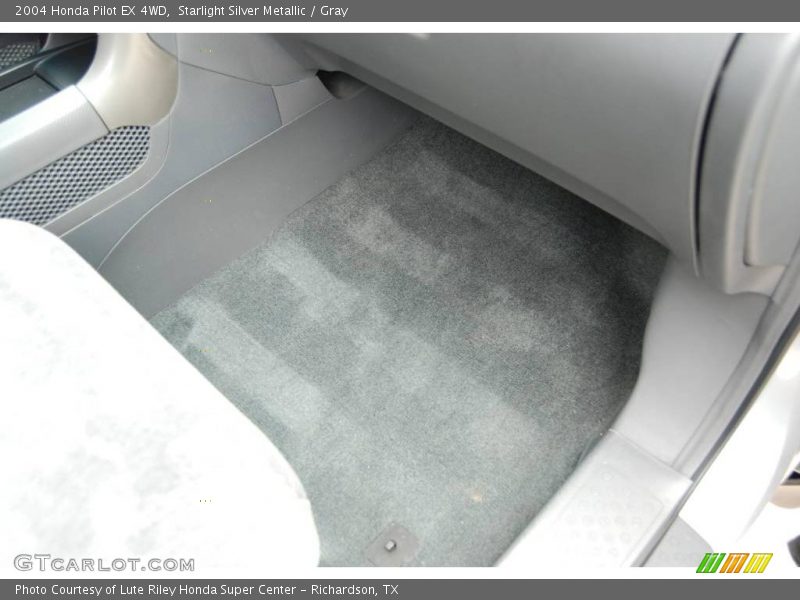 Starlight Silver Metallic / Gray 2004 Honda Pilot EX 4WD