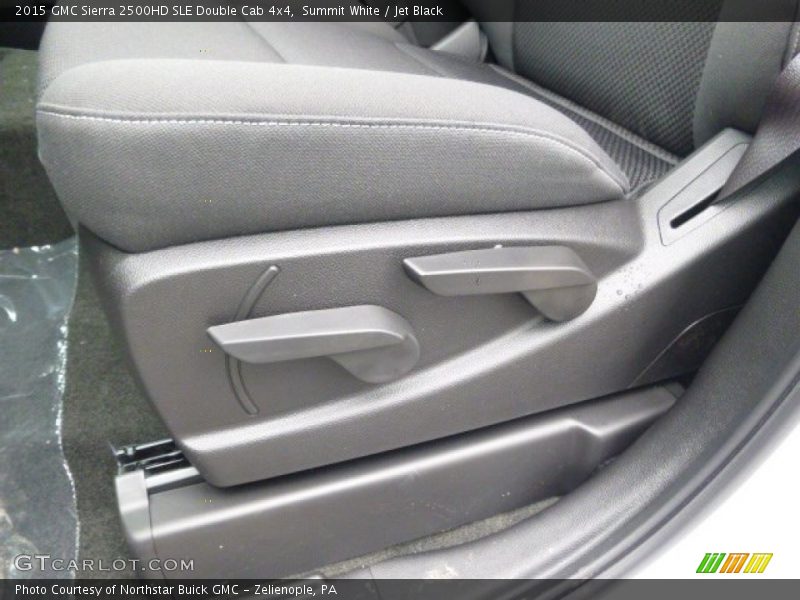 Summit White / Jet Black 2015 GMC Sierra 2500HD SLE Double Cab 4x4