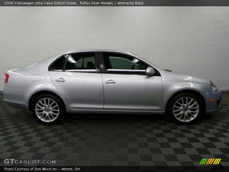 Reflex Silver Metallic / Anthracite Black 2006 Volkswagen Jetta Value Edition Sedan