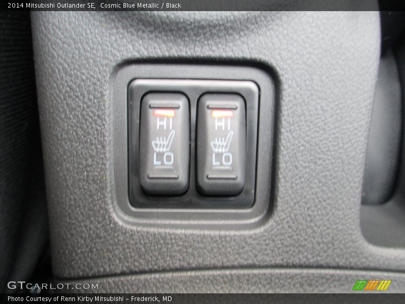 Cosmic Blue Metallic / Black 2014 Mitsubishi Outlander SE