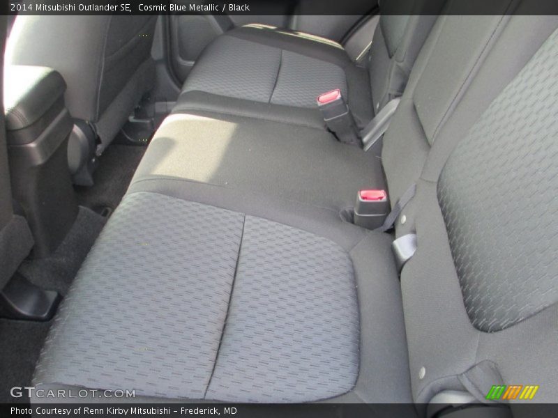 Cosmic Blue Metallic / Black 2014 Mitsubishi Outlander SE