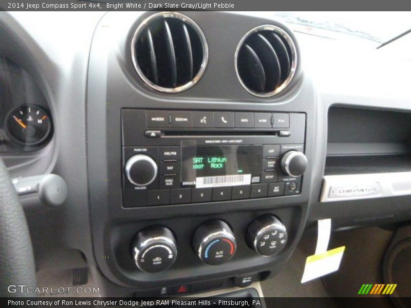 Bright White / Dark Slate Gray/Light Pebble 2014 Jeep Compass Sport 4x4