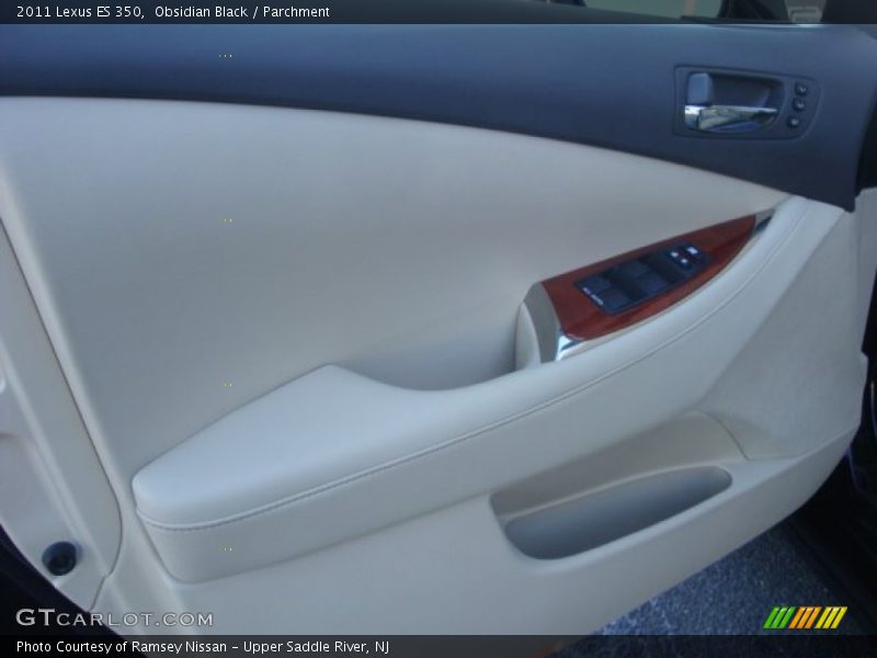 Obsidian Black / Parchment 2011 Lexus ES 350