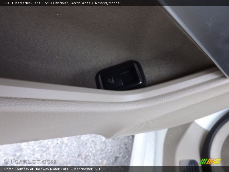 Arctic White / Almond/Mocha 2011 Mercedes-Benz E 550 Cabriolet