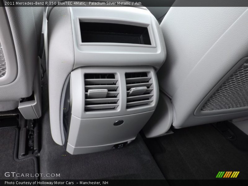 Paladium Silver Metallic / Ash 2011 Mercedes-Benz R 350 BlueTEC 4Matic