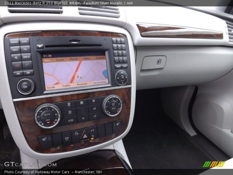 Paladium Silver Metallic / Ash 2011 Mercedes-Benz R 350 BlueTEC 4Matic