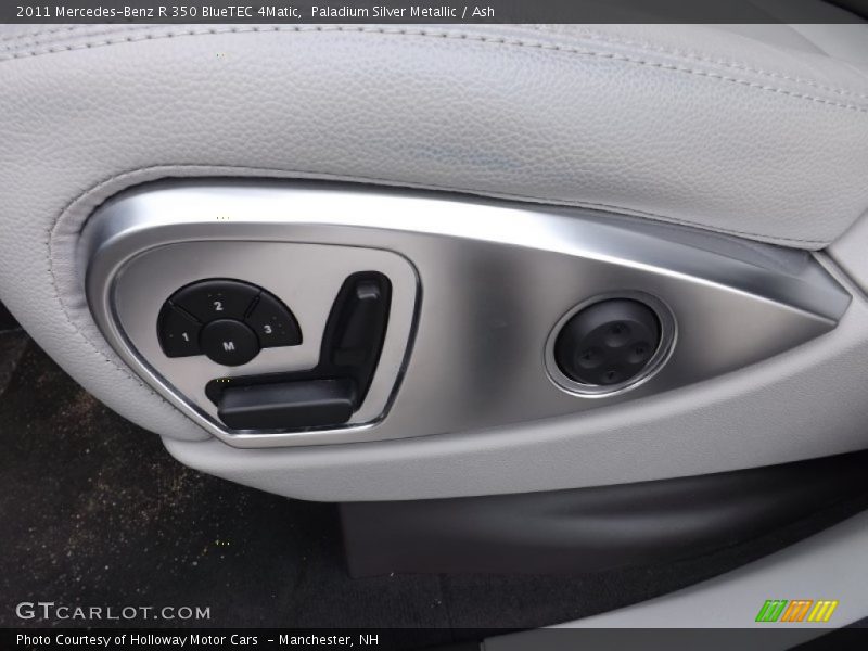 Paladium Silver Metallic / Ash 2011 Mercedes-Benz R 350 BlueTEC 4Matic