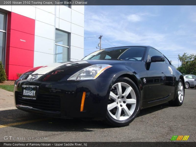Super Black / Charcoal 2005 Nissan 350Z Touring Coupe
