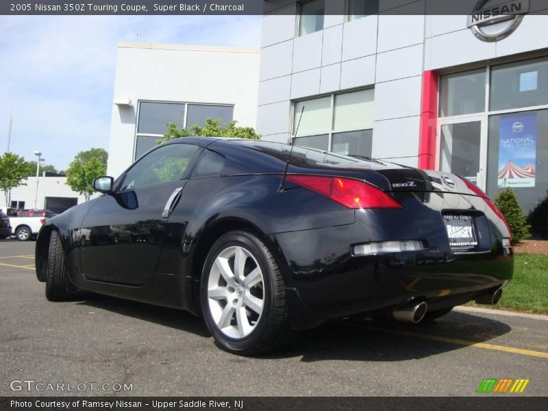 Super Black / Charcoal 2005 Nissan 350Z Touring Coupe