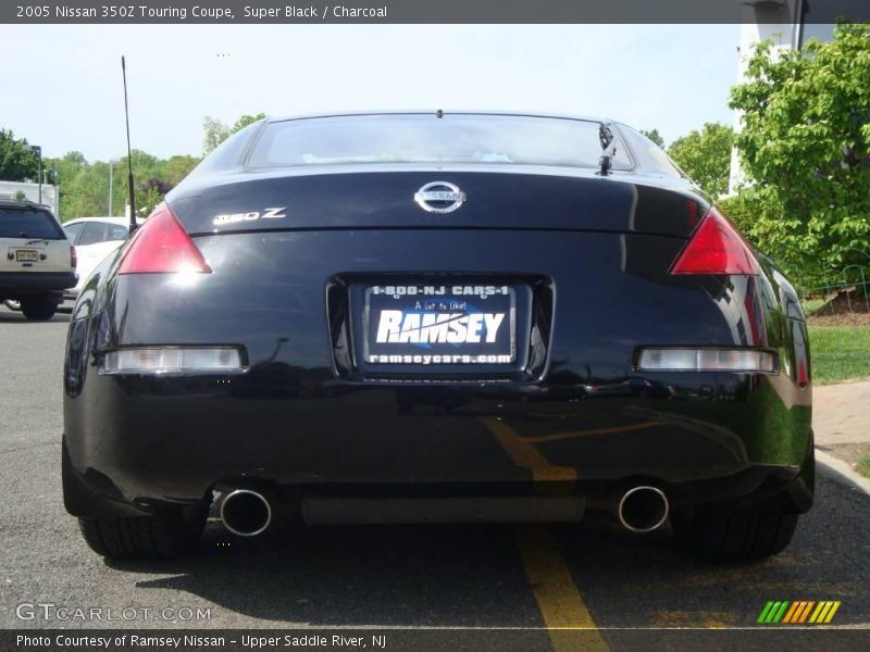 Super Black / Charcoal 2005 Nissan 350Z Touring Coupe