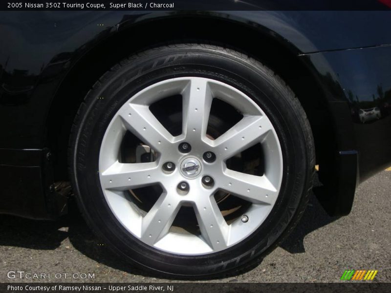 Super Black / Charcoal 2005 Nissan 350Z Touring Coupe