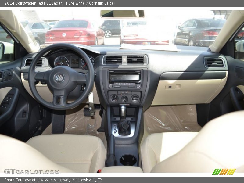 Pure White / Cornsilk Beige 2014 Volkswagen Jetta SE Sedan