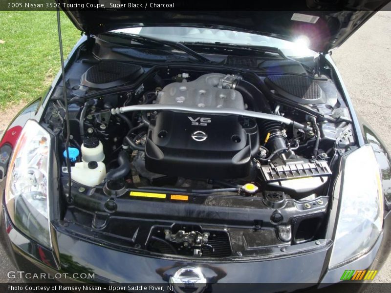 Super Black / Charcoal 2005 Nissan 350Z Touring Coupe
