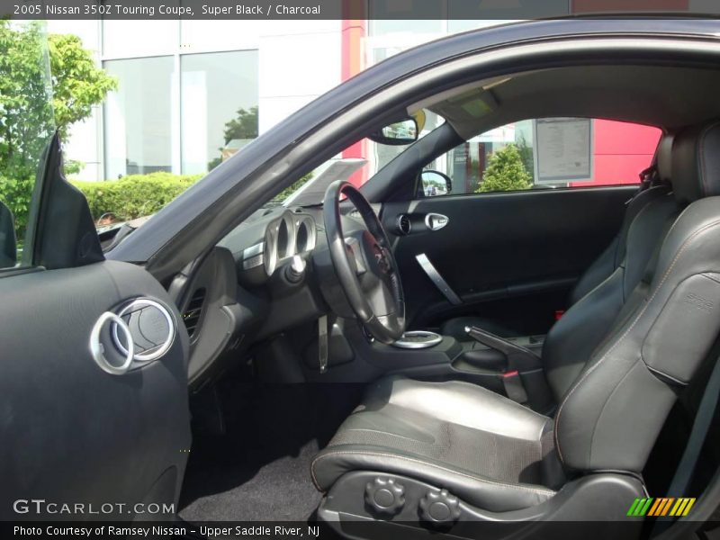 Super Black / Charcoal 2005 Nissan 350Z Touring Coupe