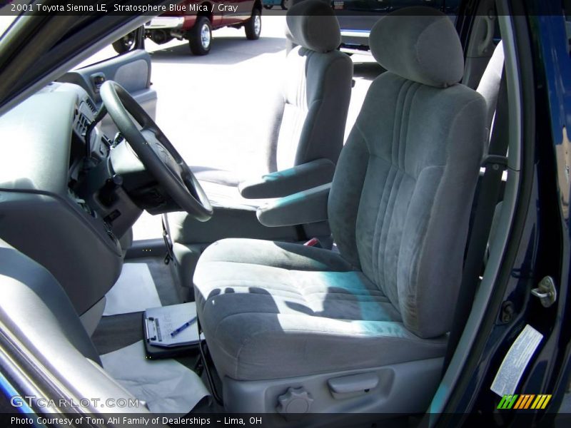Stratosphere Blue Mica / Gray 2001 Toyota Sienna LE