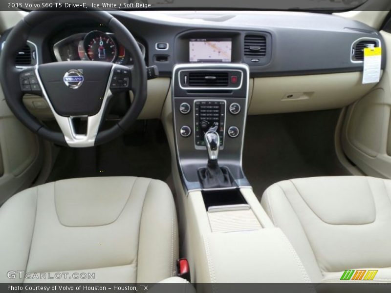 Dashboard of 2015 S60 T5 Drive-E